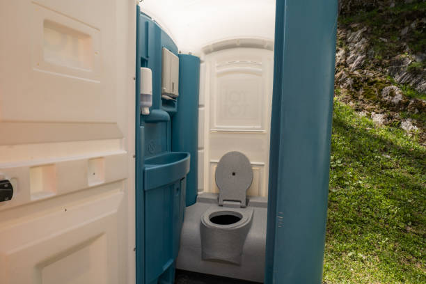 Types of Portable Toilets We Offer in Xenia, OH
